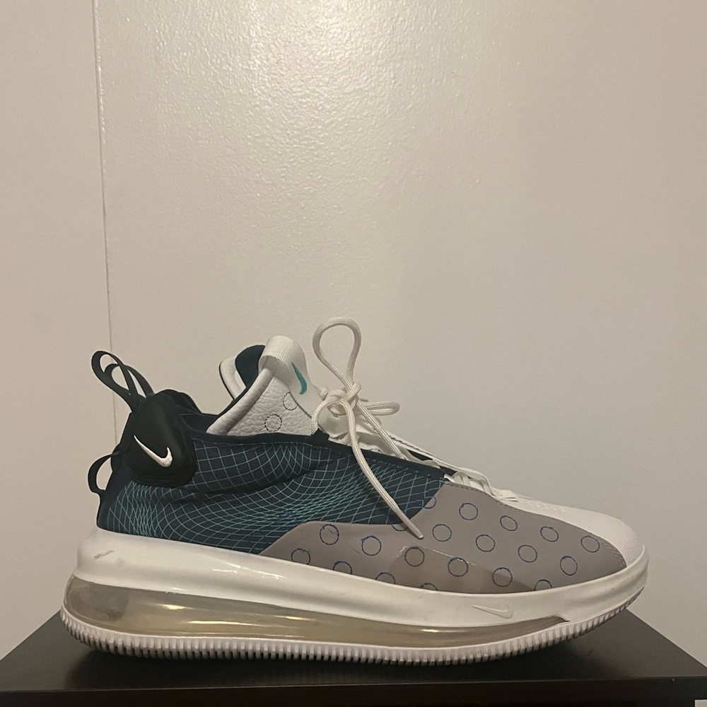 Nike Air Max 720